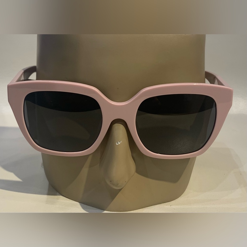 New CELINE PARIS Sunglasses - Picture 1 of 8